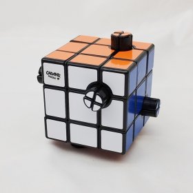 Calvin's Puzzles Tim Button Cube (1-Hole, 1/4) Black Body