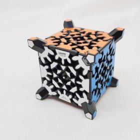 Calvin's Puzzle Timur Gear Skewb EXTREME Cube