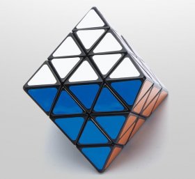 LanLan Octahedron Skewb Face Turning Octahedron Diamond Magic Cube